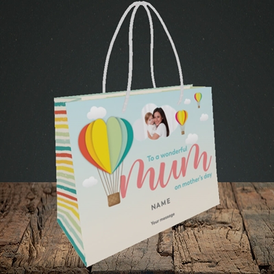 Picture of Hot Air Balloon, Mother's Day Design, Small Landscape Gift Bag