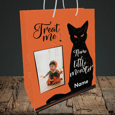 Picture of Cat, Halloween Design, Medium Portrait Gift Bag