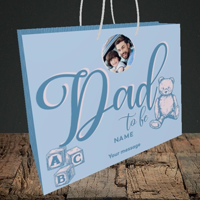 Picture of Dad To Be, Pregnancy Design, Medium Landscape Gift Bag