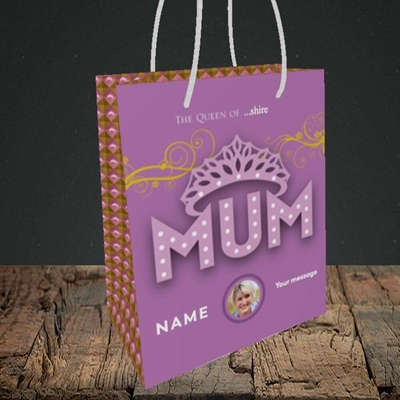 Picture of The Queen, Mother's Day Design, Small Portrait Gift Bag