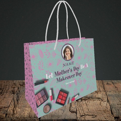 Picture of Makeover Day, Mother's Day Design, Small Landscape Gift Bag