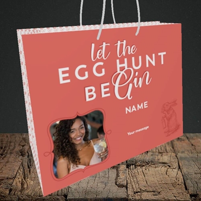 Picture of Egg Hunt BeGin, Easter Design, Medium Landscape Gift Bag