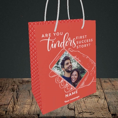 Picture of Tinder, Wedding Design, Small Portrait Gift Bag