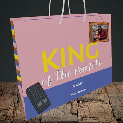 Picture of King Of The Remote, Father's Day Design, Medium Landscape Gift Bag