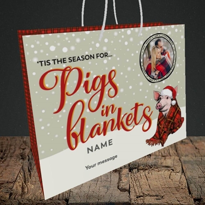 Picture of Pigs In Blankets, Christmas Design, Medium Landscape Gift Bag