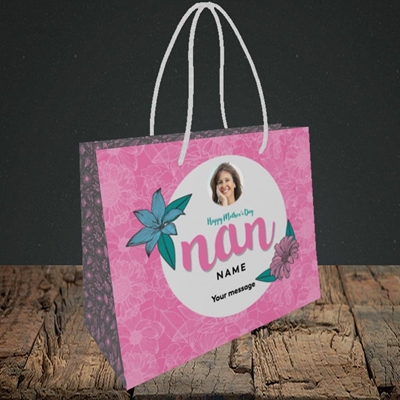 Picture of Happy Mother's Day Nan, Mother's Day Design, Small Landscape Gift Bag
