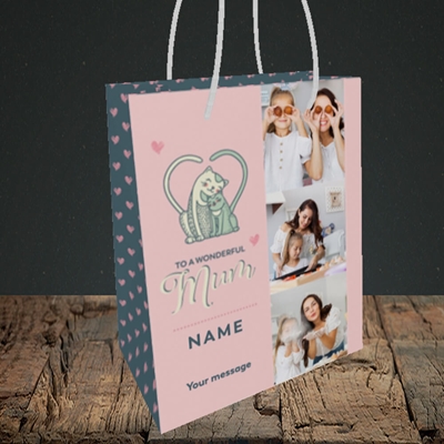 Picture of Wonderful Mum, Mother's Day Design, Small Portrait Gift Bag